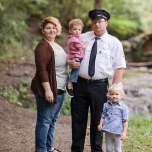 Meet your Posher, Shallenia